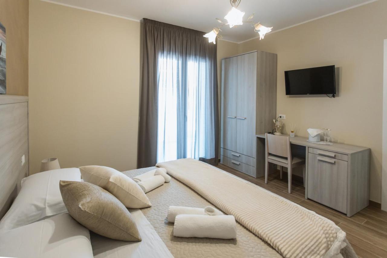 Oasi Perla Del Mare Rooms Aci Castello Dış mekan fotoğraf