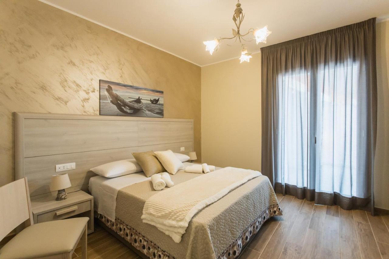 Oasi Perla Del Mare Rooms Aci Castello Dış mekan fotoğraf